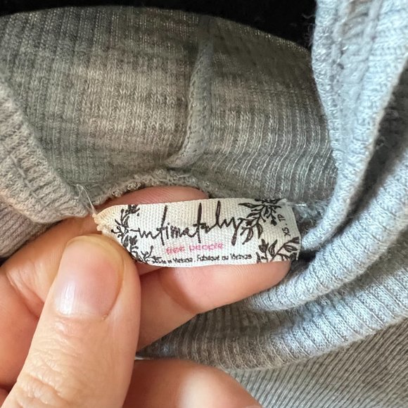 Intimately Free turtleneck tank‎ top grey size xs - Picture 3 of 4